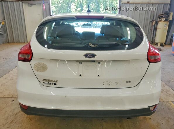 1FADP3K21JL299243 2018 FORD FOCUS White Հետևի տեսք