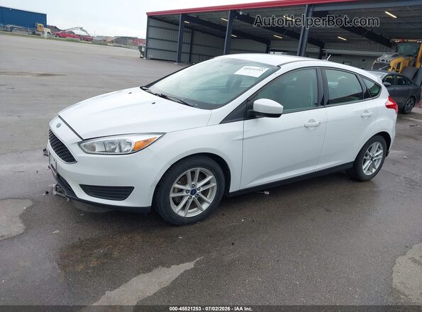 1FADP3K21JL327056 2018 FORD FOCUS White Przód lewy