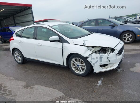 1FADP3K21JL327056 2018 FORD FOCUS White Widok wnętrza 360 stopni