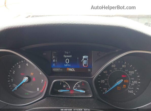 1FADP3K22HL271607 2017 FORD FOCUS Серебряный Вид задних сидений