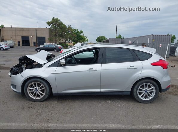 1FADP3K22HL271607 2017 FORD FOCUS Серебряный 