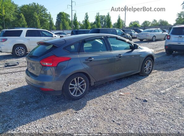 1FADP3K22HL303648 2017 FORD FOCUS Серый Задняя правая четверть