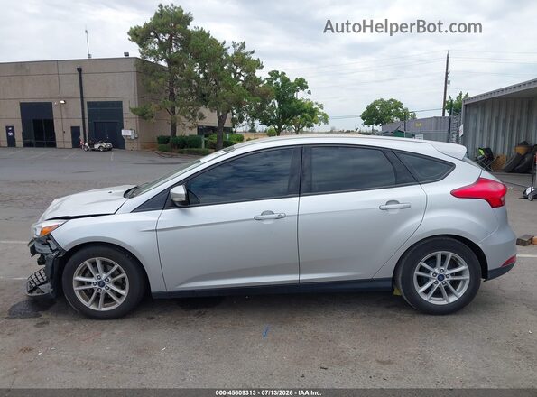 1FADP3K22HL319638 2017 FORD FOCUS Silver 