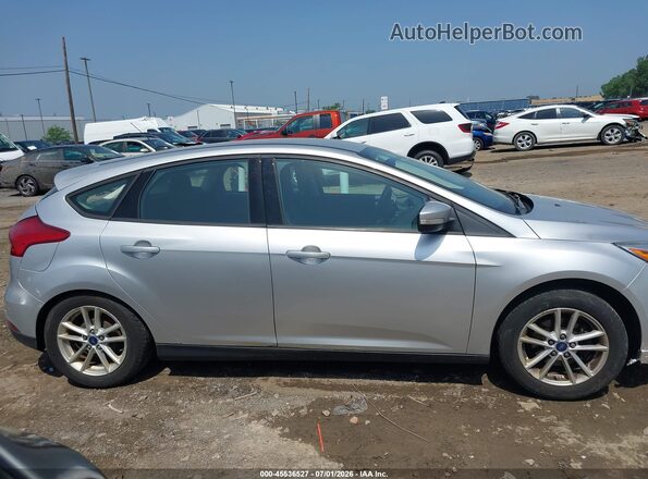 1FADP3K22JL300934 2018 FORD FOCUS Silver Widok wnętrza z tyłu