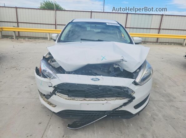 1FADP3K22JL302229 2018 FORD FOCUS White წინა ხედი