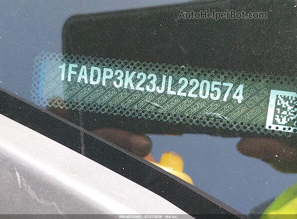 1FADP3K23JL220574 2018 FORD FOCUS Blue Engine compartment view