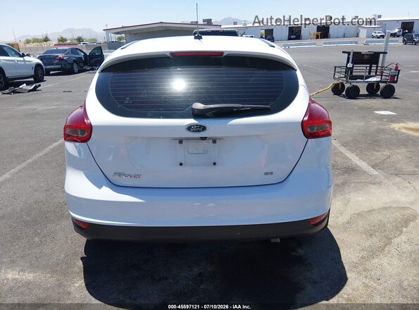 1FADP3K23JL295114 2018 FORD FOCUS White 