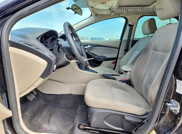 1FADP3K24GL216803 2016 FORD FOCUS Black Widok wnętrza z przodu