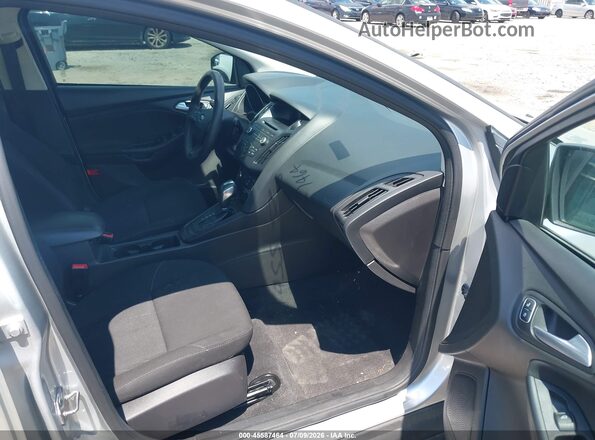 1FADP3K24GL259487 2016 FORD FOCUS Silver Vista interior delantera