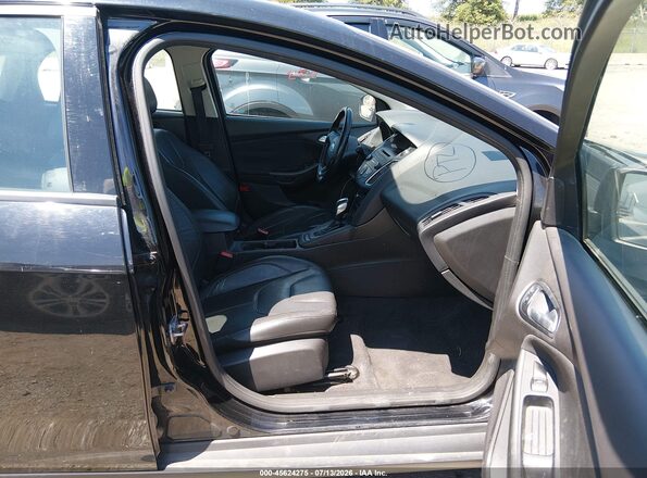 1FADP3K24GL275432 2016 FORD FOCUS Black Widok wnętrza z przodu