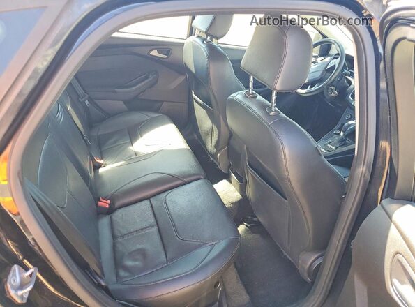1FADP3K24GL296393 2016 FORD FOCUS Black Вид задніх сидінь