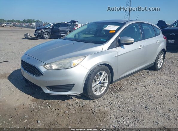 1FADP3K24HL224773 2017 FORD FOCUS Silver Vista tres cuartos delantera izquierda