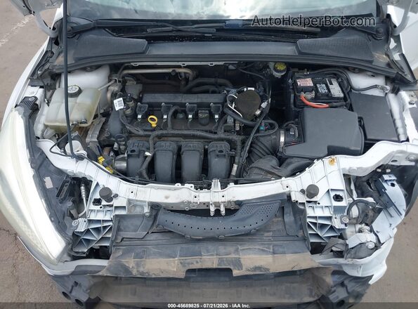 1FADP3K25GL263791 2016 FORD FOCUS White Rear view