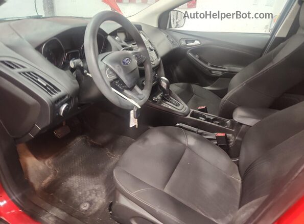 1FADP3K25GL376785 2016 FORD FOCUS Red Вид салону спереду
