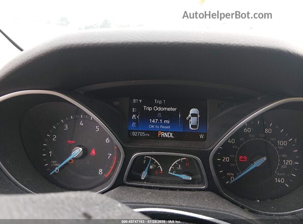 1FADP3K25HL246183 2017 FORD FOCUS Silver Вид задніх сидінь