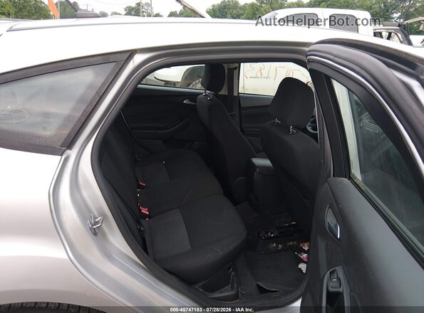 1FADP3K25HL246183 2017 FORD FOCUS Silver Вид наклейки з VIN-кодом