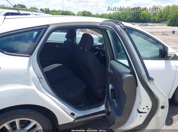 1FADP3K25HL267387 2017 FORD FOCUS White Vista de la etiqueta del VIN