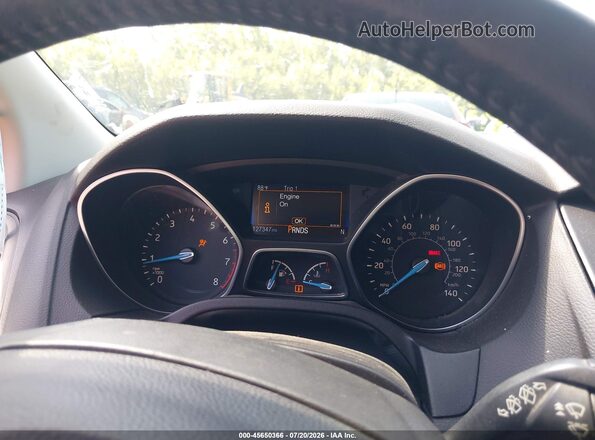 1FADP3K26GL225325 2016 FORD FOCUS Red უკანა სავარძლების ხედი