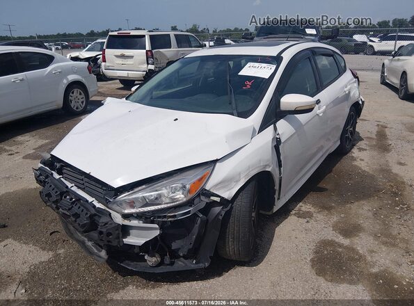1FADP3K26GL279644 2016 FORD FOCUS Белый Передняя левая четверть