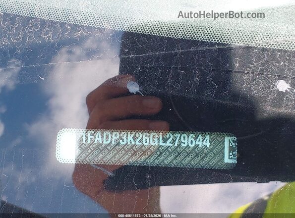 1FADP3K26GL279644 2016 FORD FOCUS Белый Вид подкапотного пространства