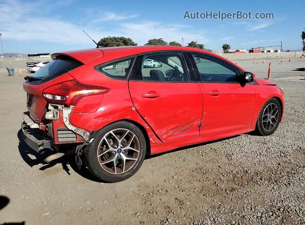 1FADP3K26GL376391 2016 FORD FOCUS Red Rear right