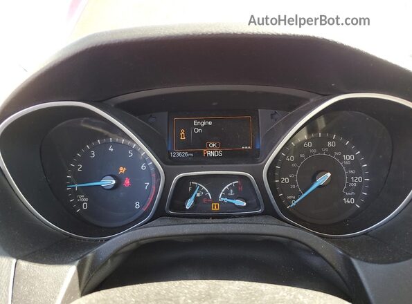 1FADP3K26GL376391 2016 FORD FOCUS Red Instrument cluster view