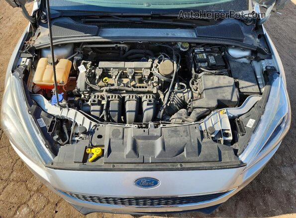 1FADP3K27GL208971 2016 FORD FOCUS Silver Вид задньої частини салону