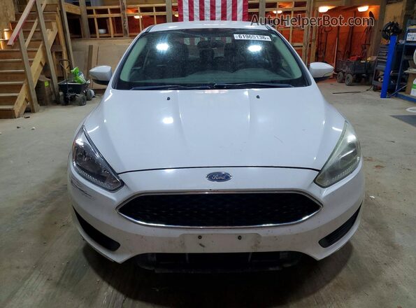 1FADP3K27GL217394 2016 FORD FOCUS White Front view
