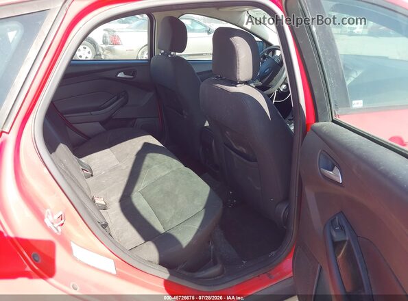 1FADP3K27GL272167 2016 FORD FOCUS Red VIN կոդի պիտակի տեսք