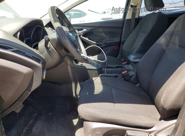 1FADP3K27GL289907 2016 FORD FOCUS Black Front interior view