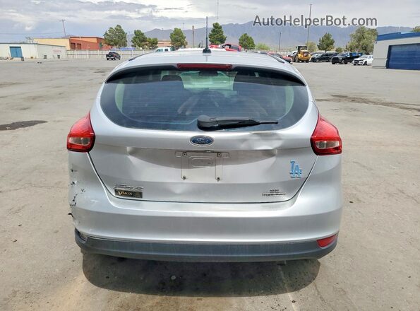 1FADP3K27GL328933 2016 FORD FOCUS Silver Rear view