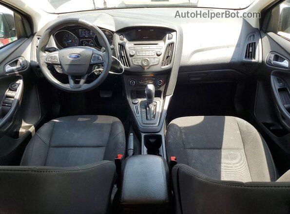 1FADP3K27GL358773 2016 FORD FOCUS Gray Dashboard view