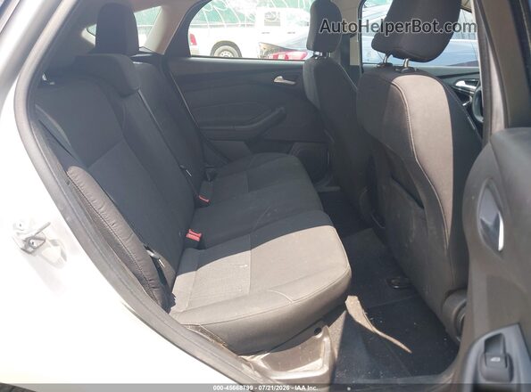 1FADP3K27GL371023 2016 FORD FOCUS Silver Vista de la etiqueta del VIN