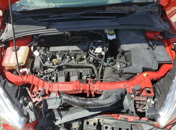 1FADP3K27HL247562 2017 FORD FOCUS Red Սալոնի հետևի տեսք