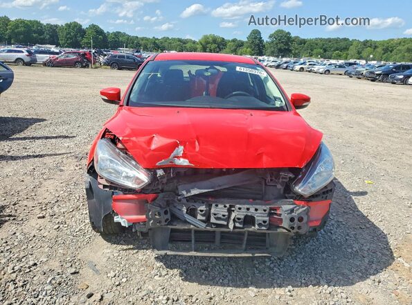1FADP3K27HL247562 2017 FORD FOCUS Red Դիմացի տեսք