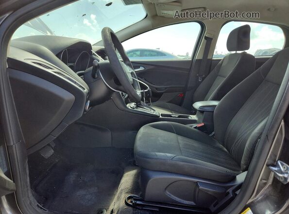 1FADP3K27HL307713 2017 FORD FOCUS Gray Widok wnętrza z przodu