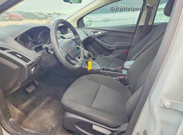 1FADP3K27JL311850 2018 FORD FOCUS White წინა სალონის ხედი