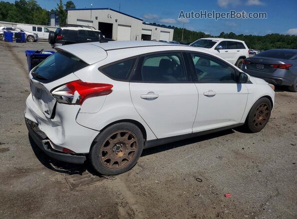 1FADP3K28GL204346 2016 FORD FOCUS White Задня права чверть