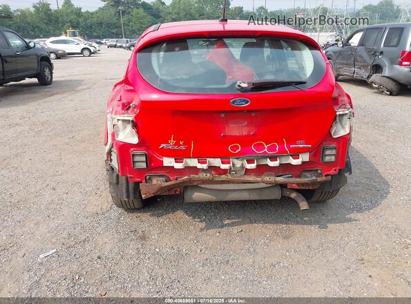 1FADP3K28GL229361 2016 FORD FOCUS Красный Вид спереди