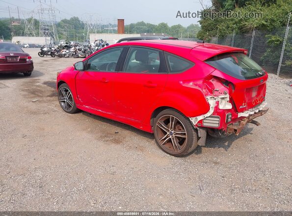 1FADP3K28GL229361 2016 FORD FOCUS Красный Задняя левая четверть