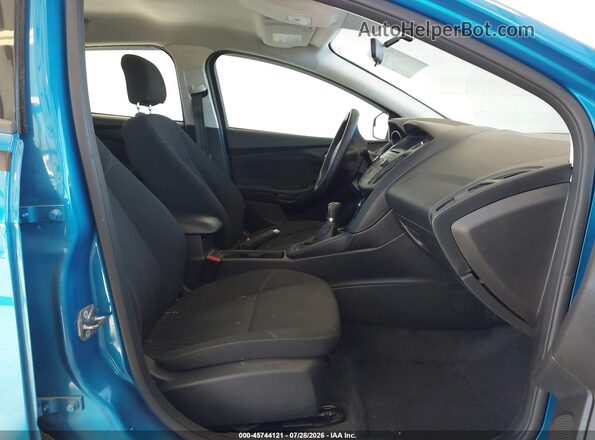 1FADP3K28GL255006 2016 FORD FOCUS Blue წინა სალონის ხედი