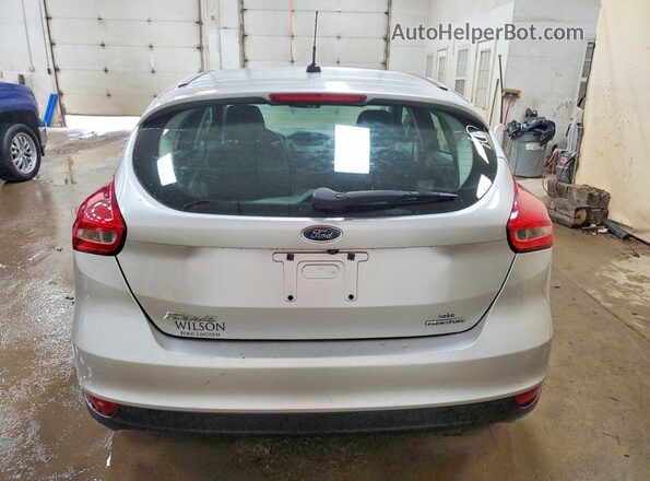 1FADP3K28GL314748 2016 FORD FOCUS Silver Widok z tyłu