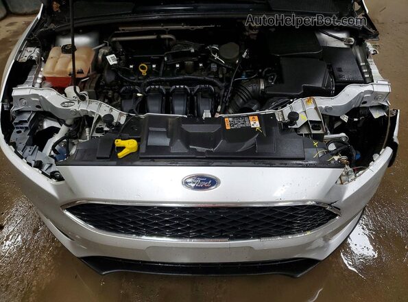 1FADP3K28GL314748 2016 FORD FOCUS Silver Widok komory silnika