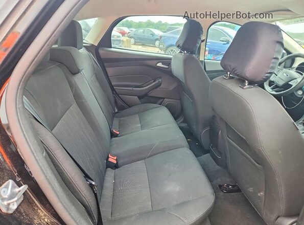 1FADP3K28GL391278 2016 FORD FOCUS Black Rear seats view