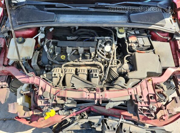 1FADP3K28HL210150 2017 FORD FOCUS Красный Вид задней части салона