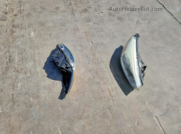 1FADP3K28HL210150 2017 FORD FOCUS Красный Вид подкапотного пространства