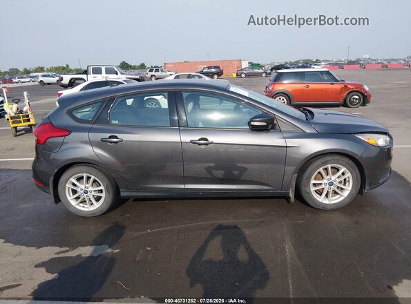 1FADP3K28HL232195 2017 FORD FOCUS Gray Vista interior trasera