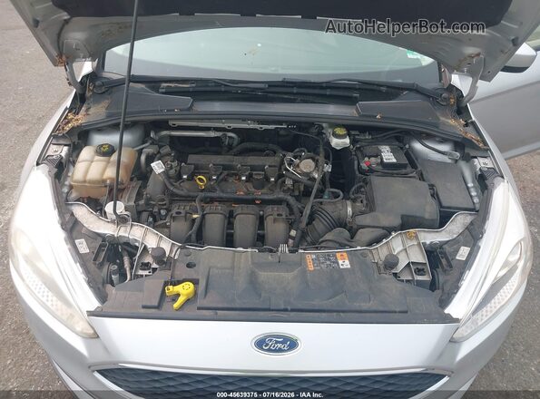1FADP3K28JL225365 2018 FORD FOCUS Silver Вид ззаду