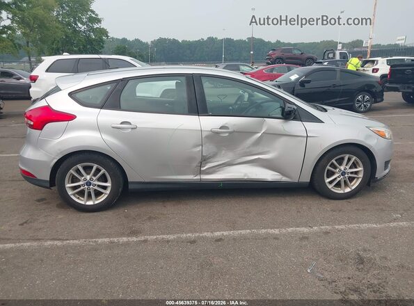 1FADP3K28JL225365 2018 FORD FOCUS Silver Вид задньої частини салону