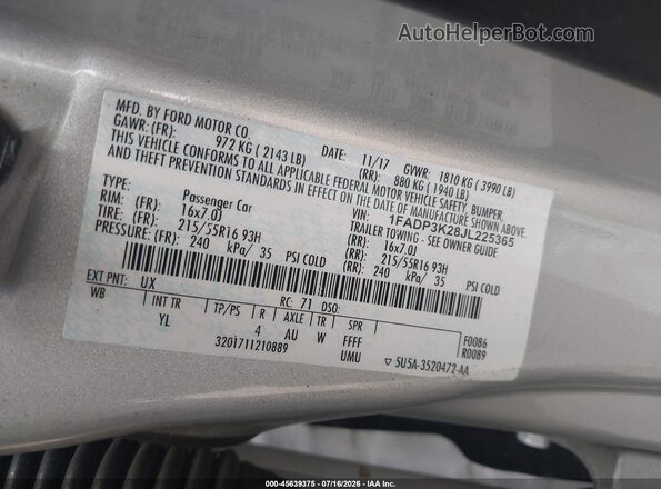 1FADP3K28JL225365 2018 FORD FOCUS Silver Вид підкапотного простору